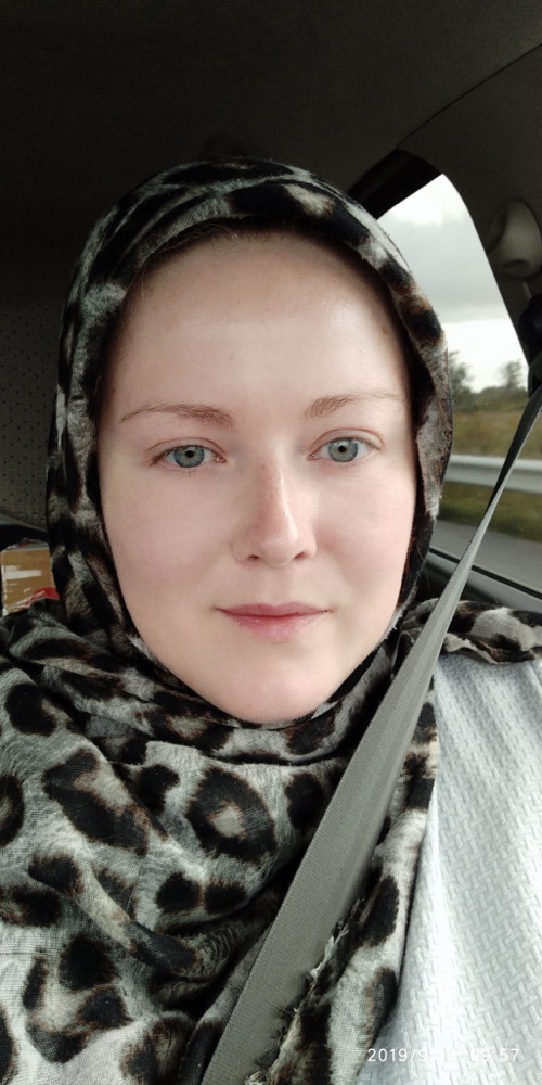 Portrait of Liina Lamson, project manager and peer counsellor